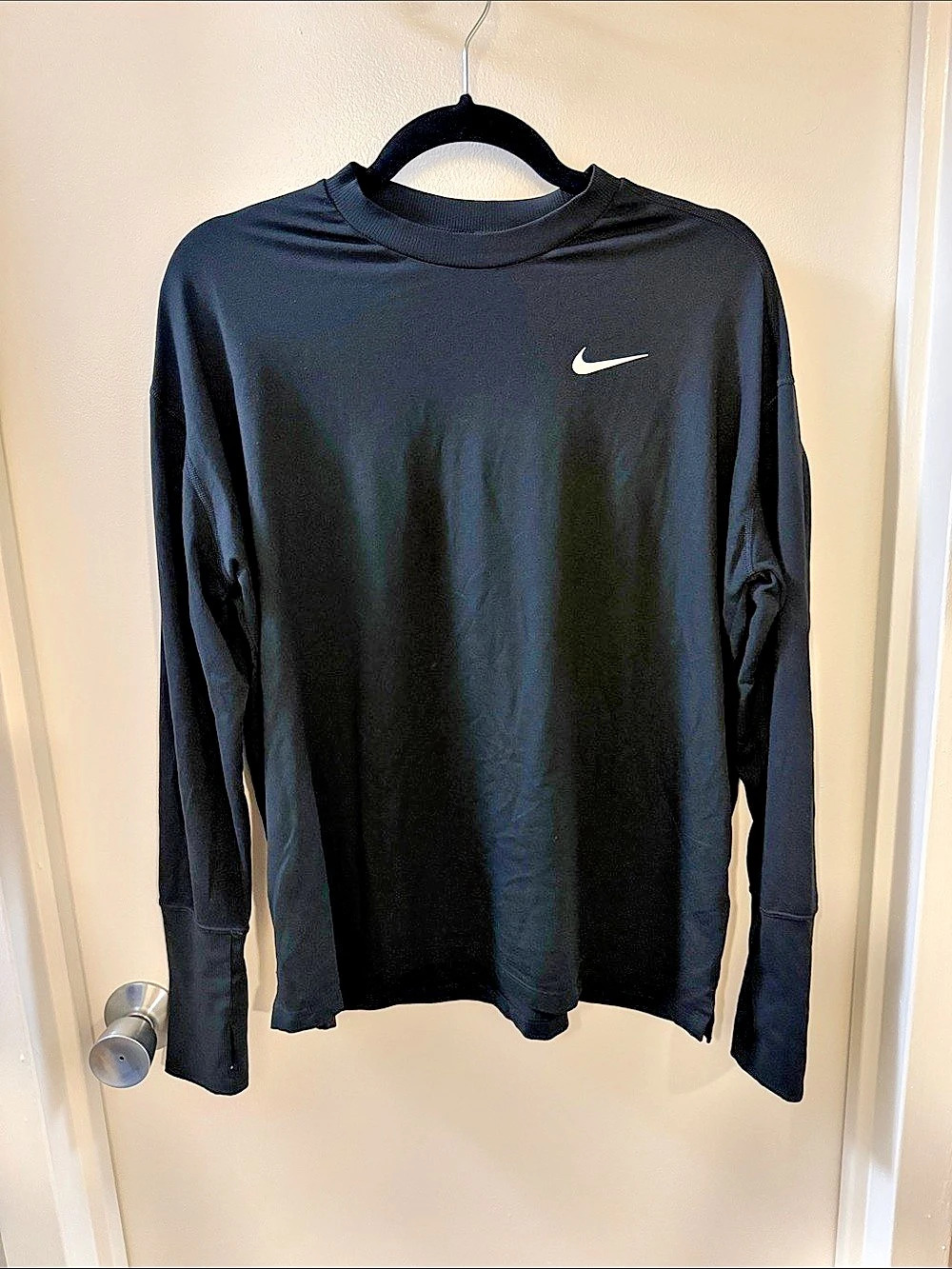 Nike Long Sleeve Shirt in Black